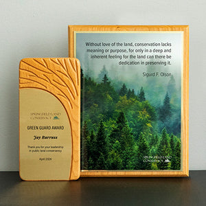 Tree trophy in solid cherry wood and wooden photo plaque with forest graphic