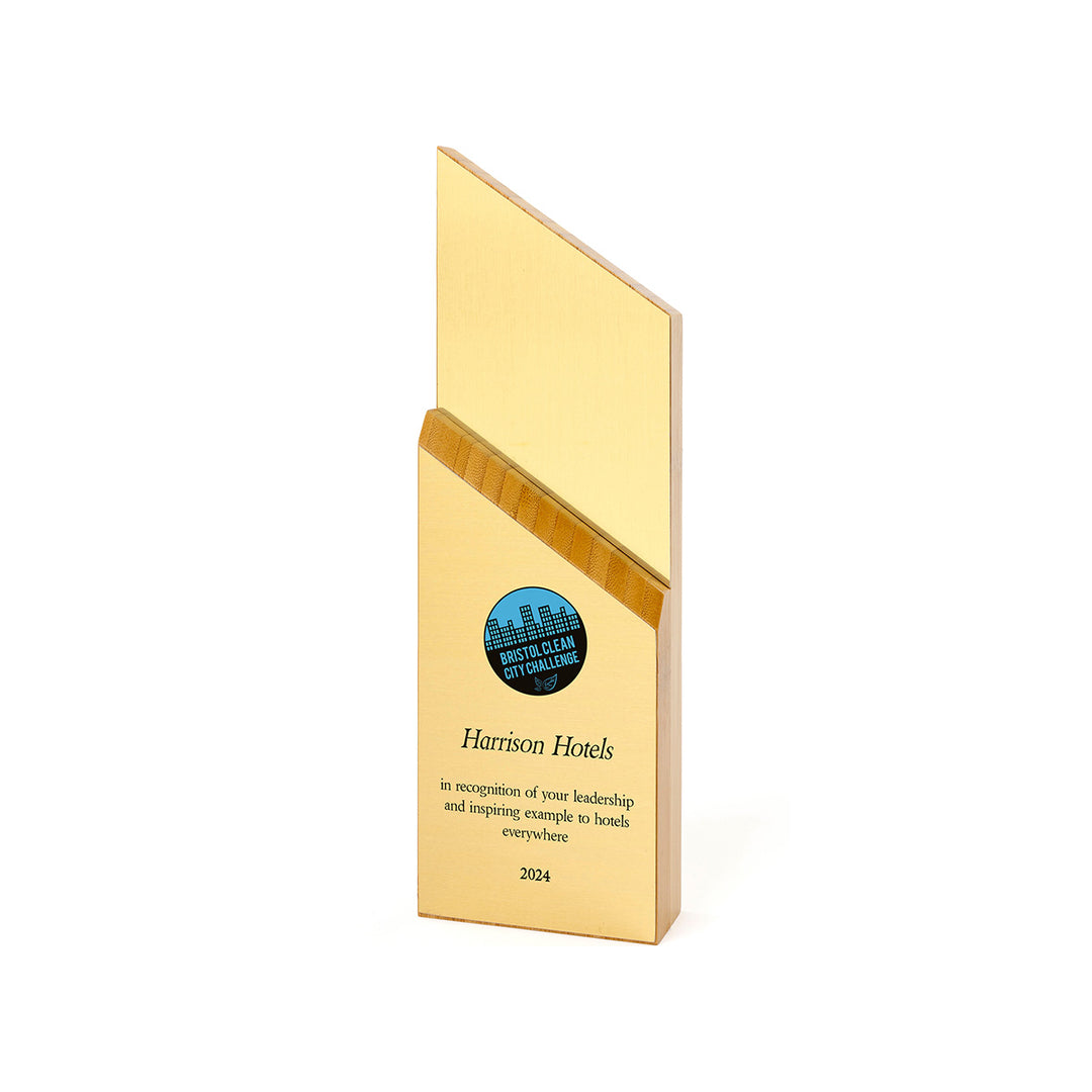 Bamboo award with angled gold face – sustainable recognition for green building or urban innovation