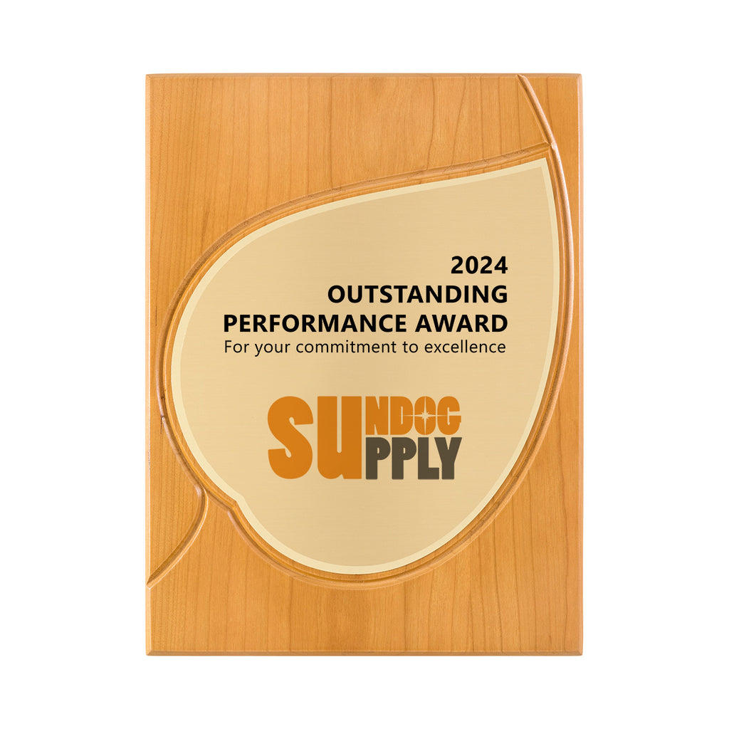 FSC cherry plaque with modern curved leaf motif and gold plate – April style, eco-friendly design
